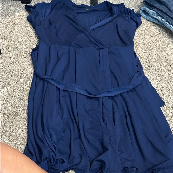 Elegant Navy Mini Dress - Picture 1 of 2